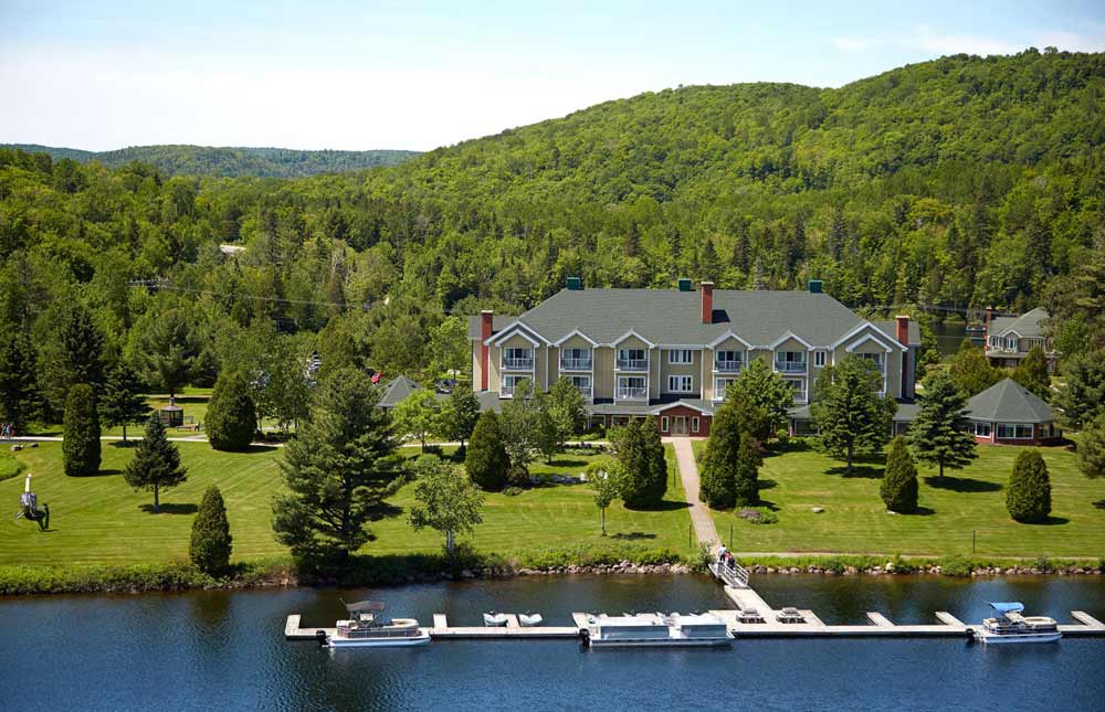 Auberge Lac à l'eau claire - Québec, Canada