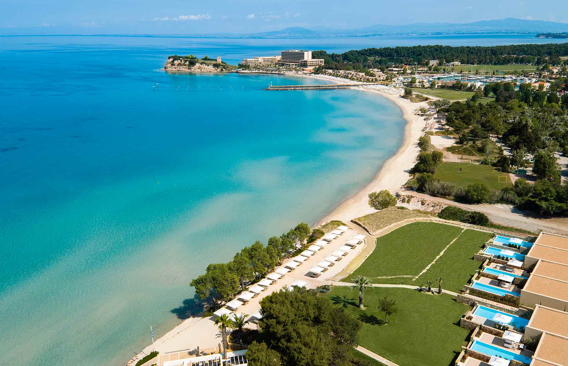 Vue panoramique sur le Sani Club du Sani Resort à Chalcidique en Grèce.
