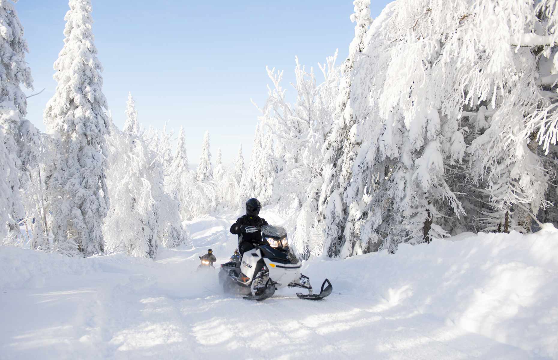 Motoneige | Voyage Laurentides Canada ©Tourisme Laurentides