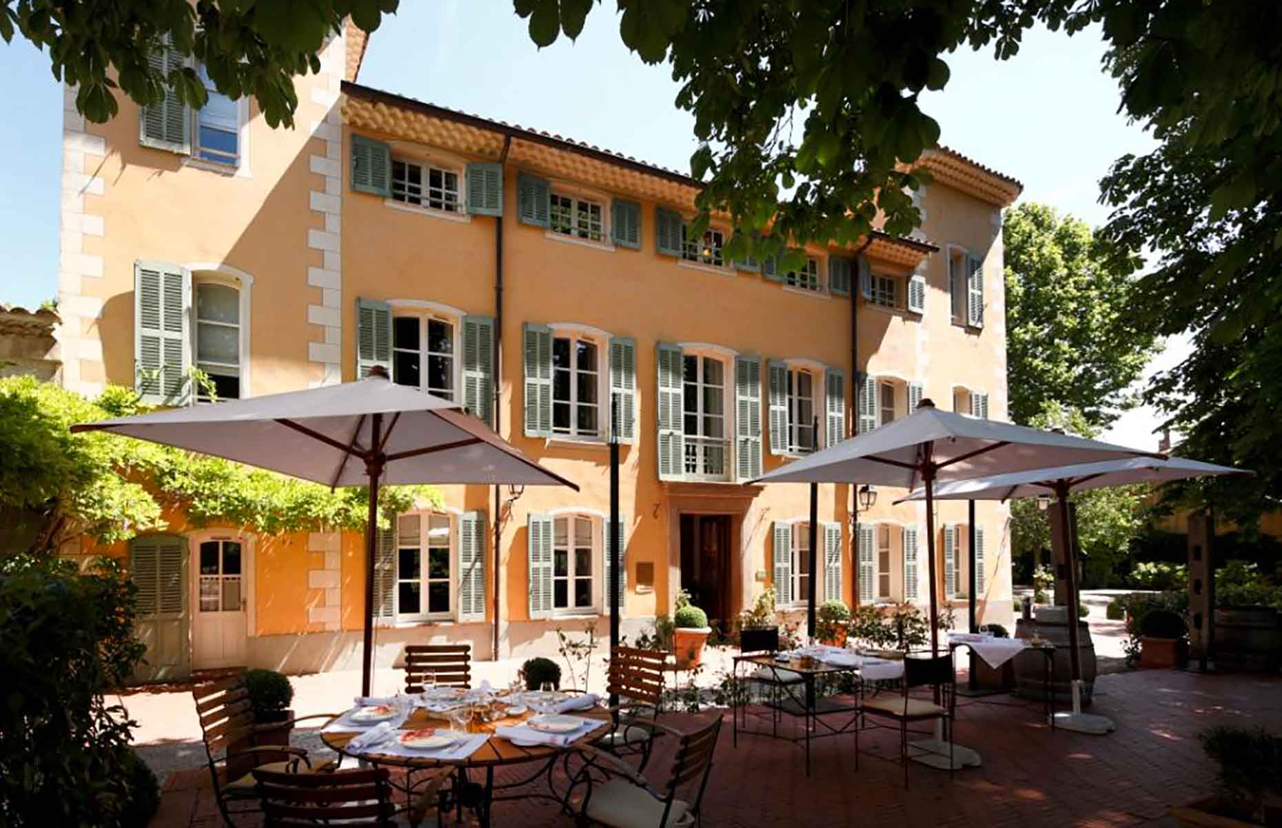 Restaurant de Nicolas Pierantoni Hostellerie de l'Abbaye de la Celle - Hôtel Provence, France