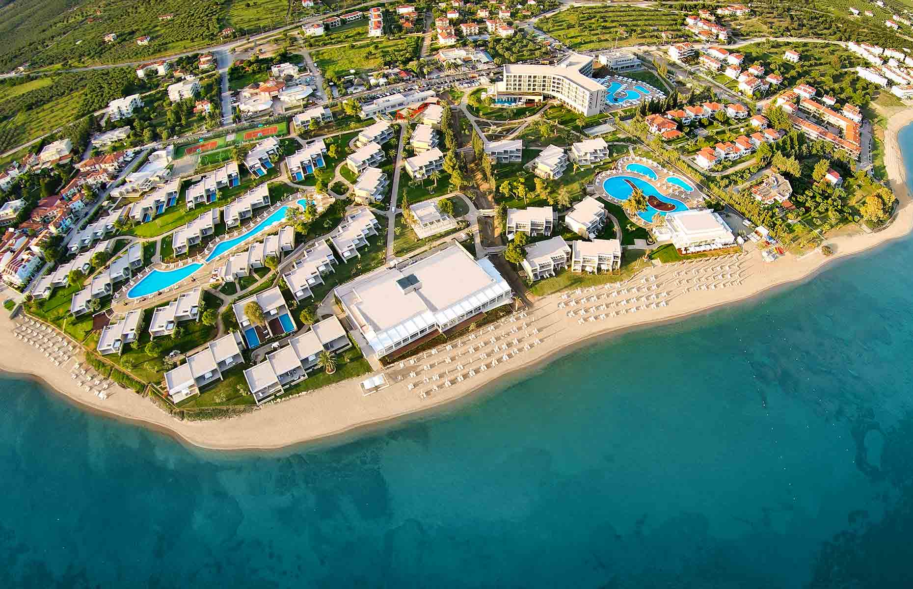 Vue panoramique, Ikos Olivia - Hôtel Luxe Grec, Chalcidique, Grèce.