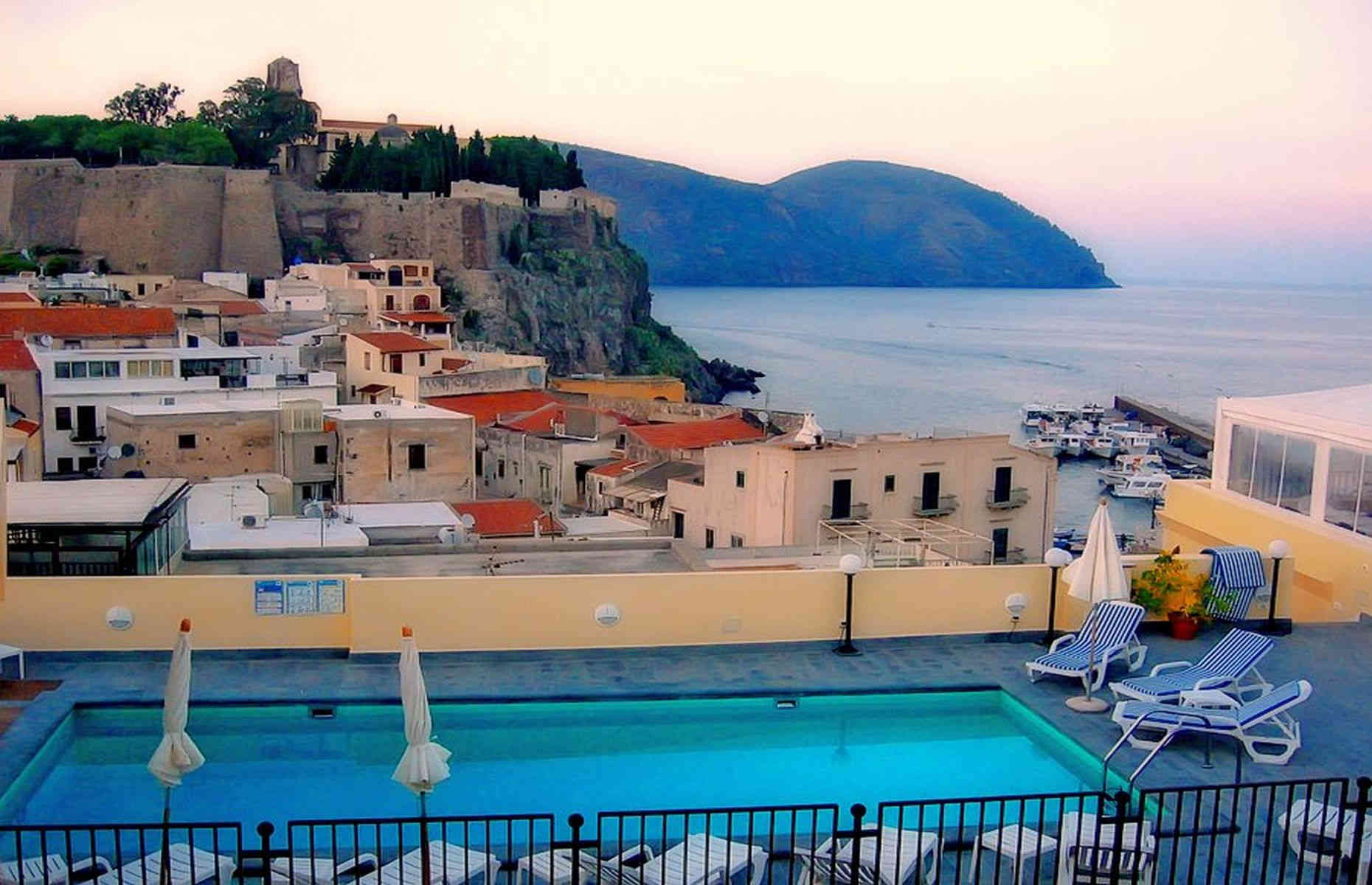 Piscine Villa Meligunis - Hôtel Lipari, Iles Eoliennes