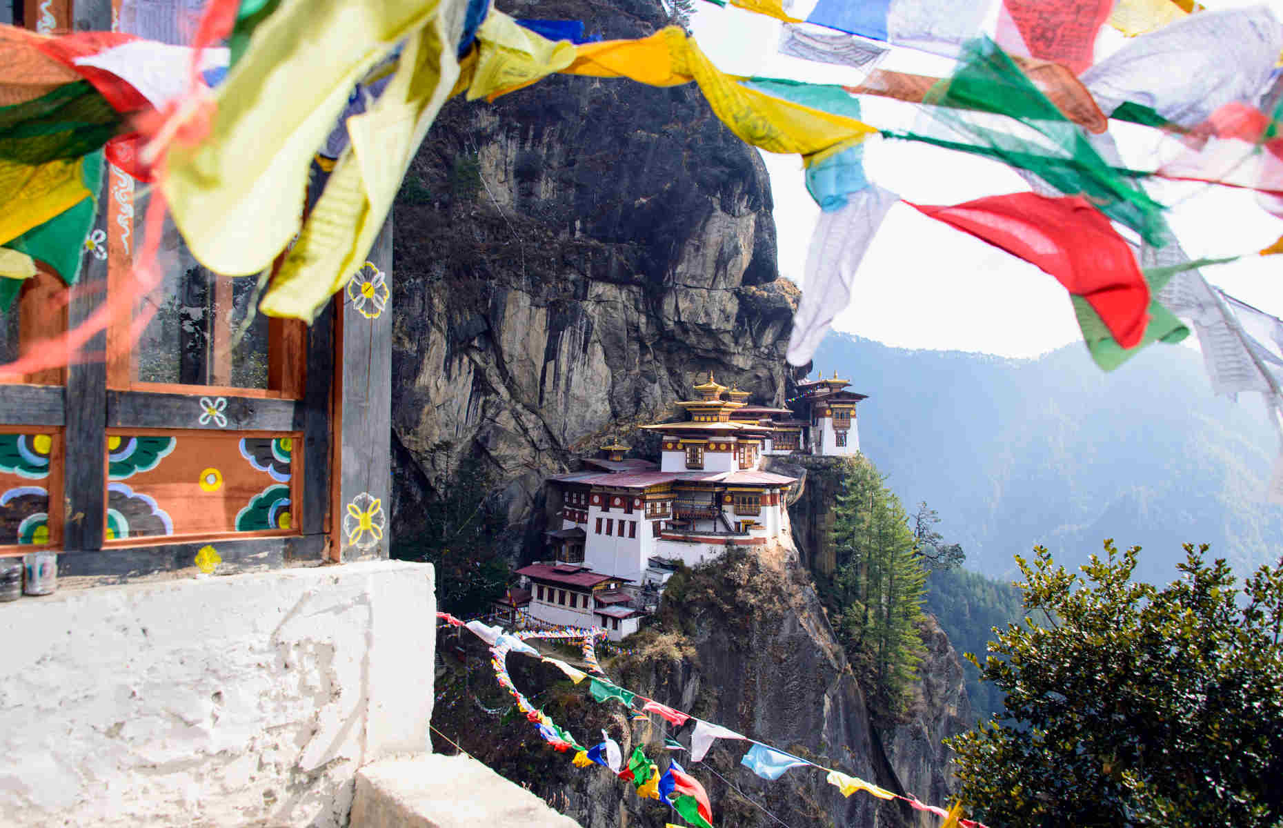 monastere-taktsang-tigers-nest-bhoutan-aman-hotels-resorts