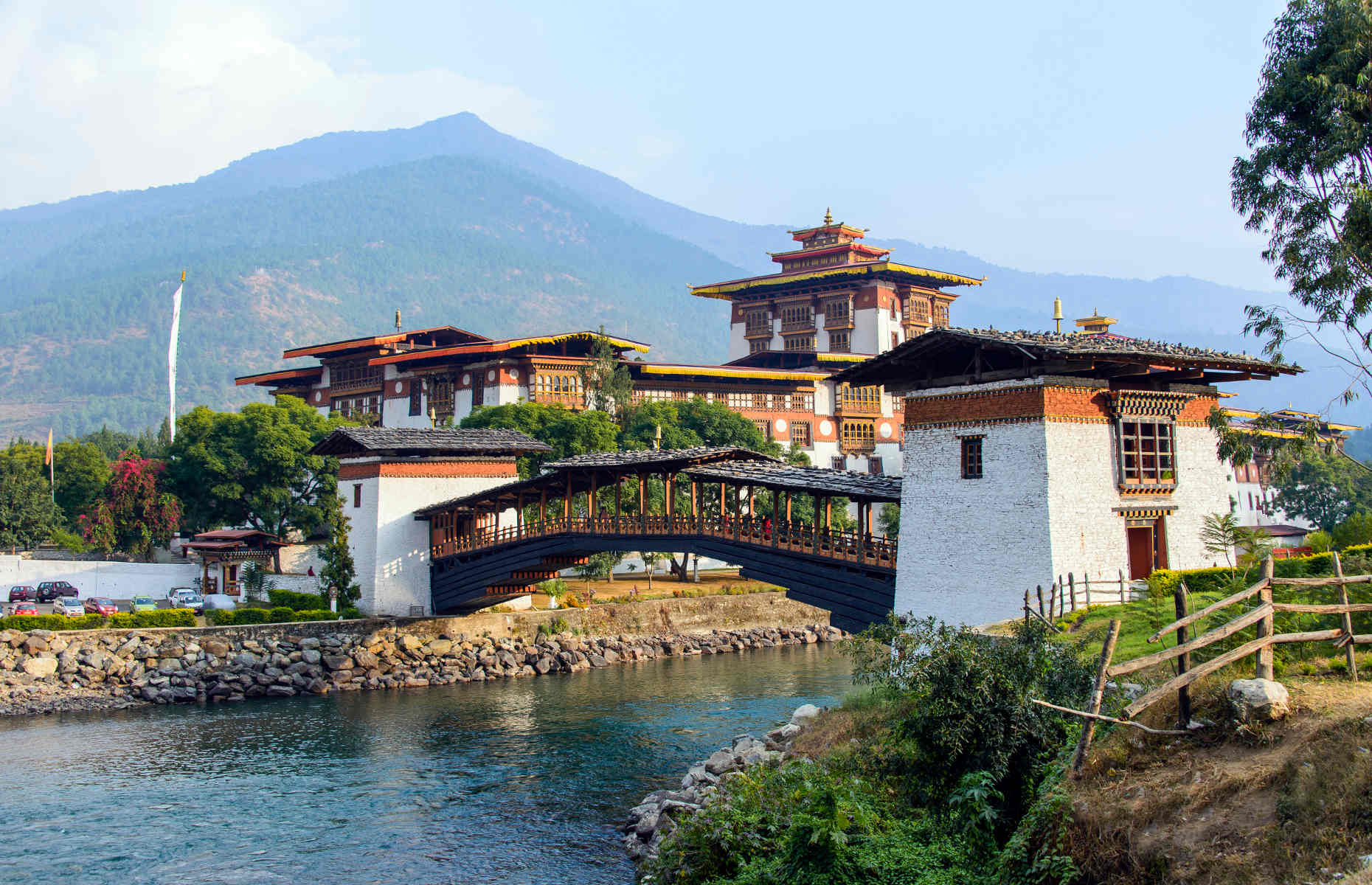 punakha-dzong-bhoutan-aman-hotelsresorts