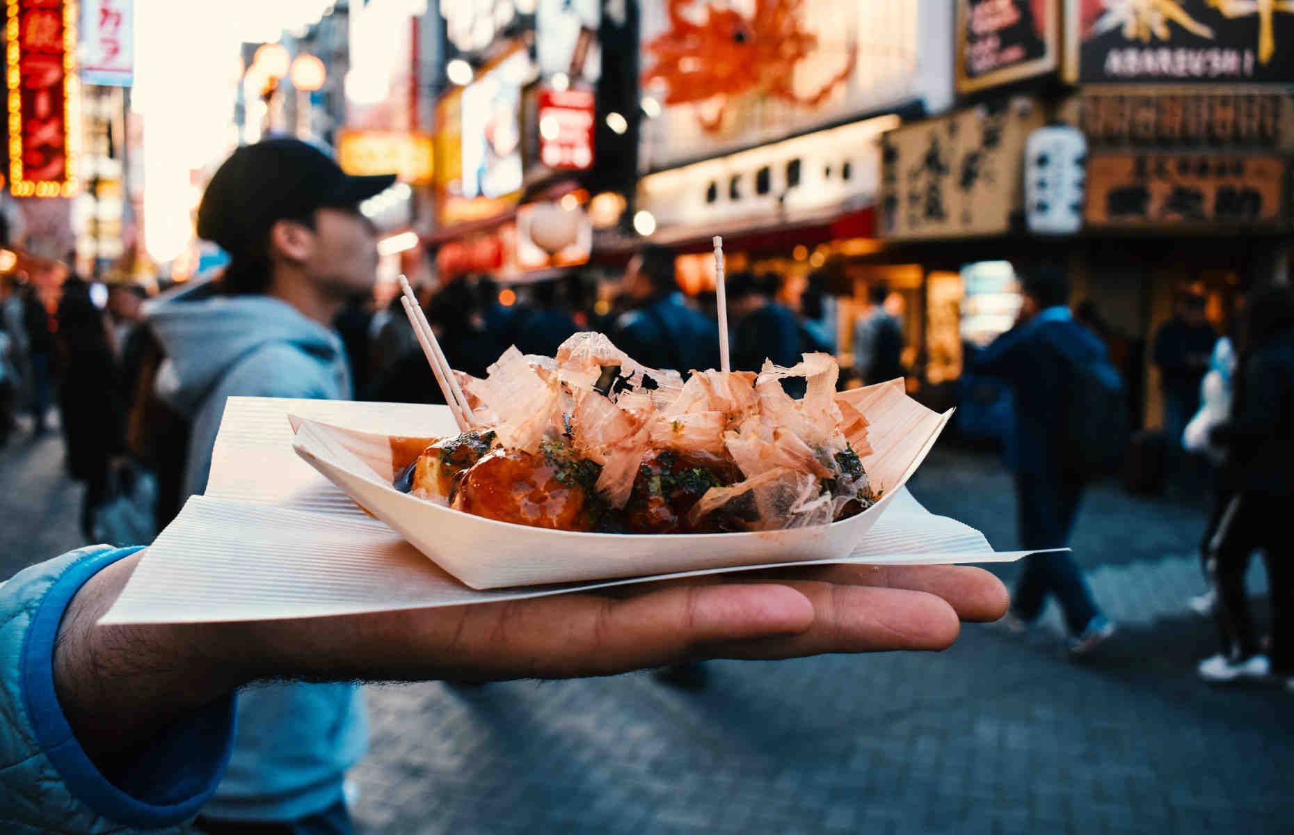 takoyaki-specialité-osaka-©agathe-marty-unsplash