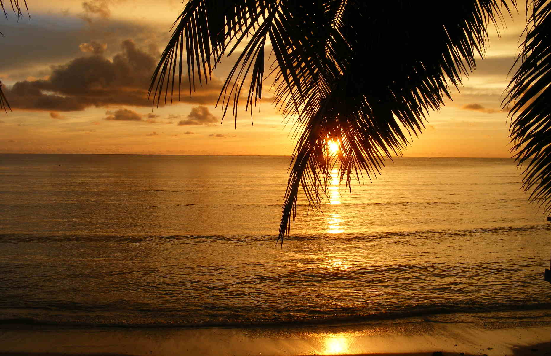 Coucher de soleil sur le lagon - Voyage Fidji
